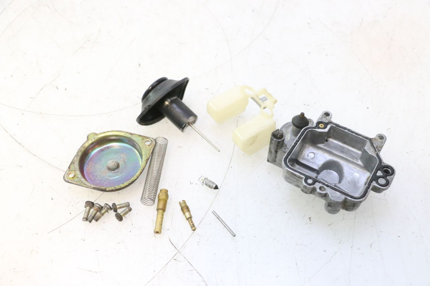 photo de CARBURETOR KYMCO AGILITY 4T 50 (2005 - 2018) - Main view