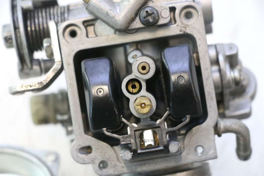 photo de CARBURETOR APRILIA ATLANTIC S 125 (2010 - 2013) - Zoom on usage condition