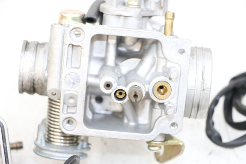 photo de CARBURETOR JONWAY AZTRAL 125 (2008 - 2017) - High-resolution close-up
