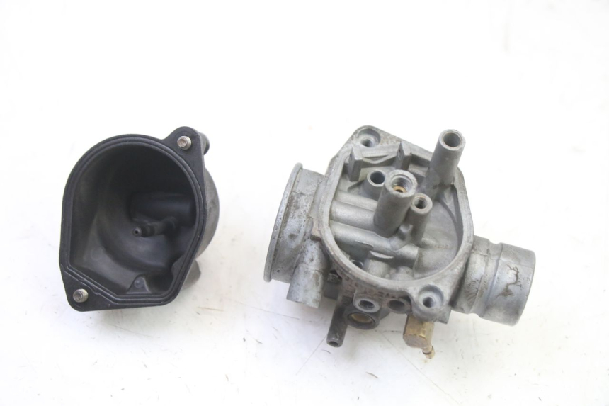 photo de CARBURETOR MBK BOOSTER NEXT GENERATION 50 (1995 - 1998) - Surface and material condition