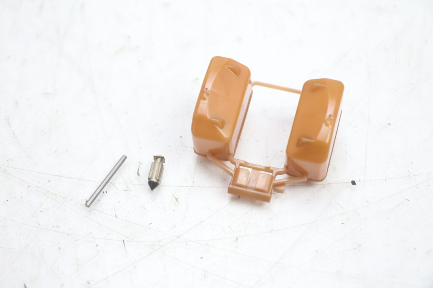 photo de CARBURETOR HONDA CB TWO FIFTY 250 (1991 - 2002) - High-resolution close-up