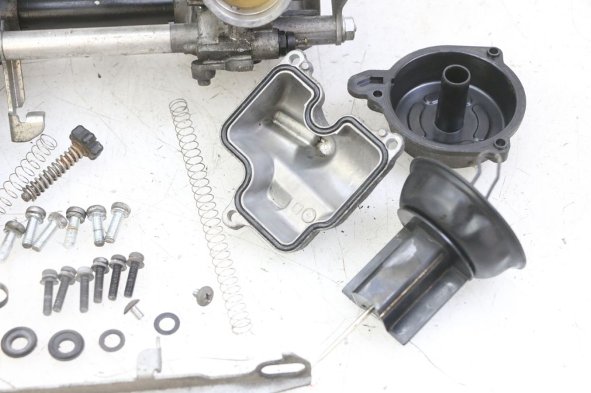 photo de CARBURETOR HONDA CBF 500 (2004 - 2007) - Main view