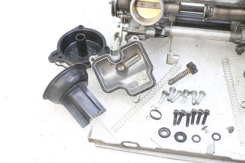 photo de CARBURETOR HONDA CBF 500 (2004 - 2007) - Component detail
