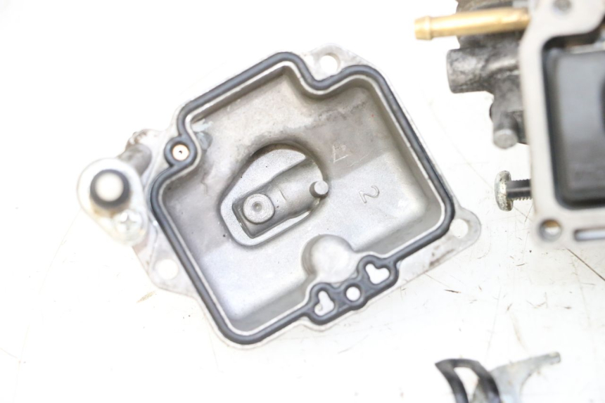 photo de CARBURETOR SYM CROX 4T 50 (2016 - 2023) - High-resolution close-up