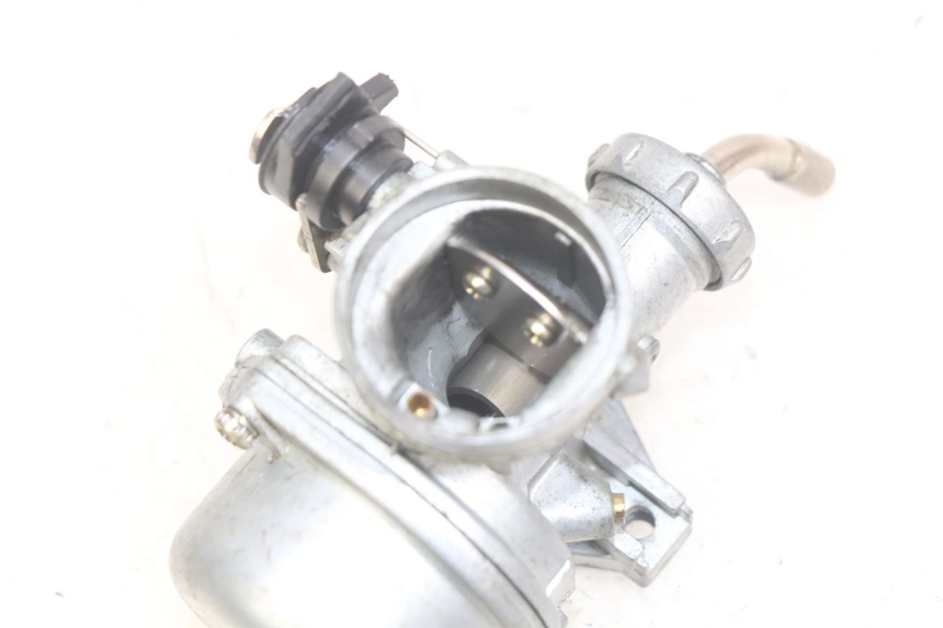 photo de CARBURETOR LONCIN DIRT BIKE 125 - Technical close-up