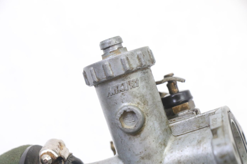 photo de CARBURETOR CCR DIRT BIKE 125 - Fixing points details