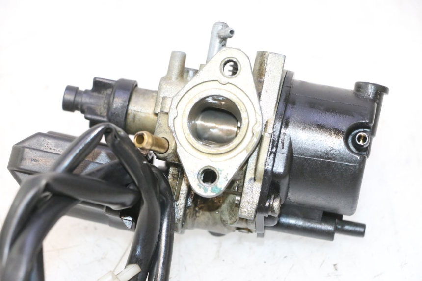 photo de CARBURETOR PEUGEOT ELYSTAR 50 (2002 - 2014) - Surface and material condition