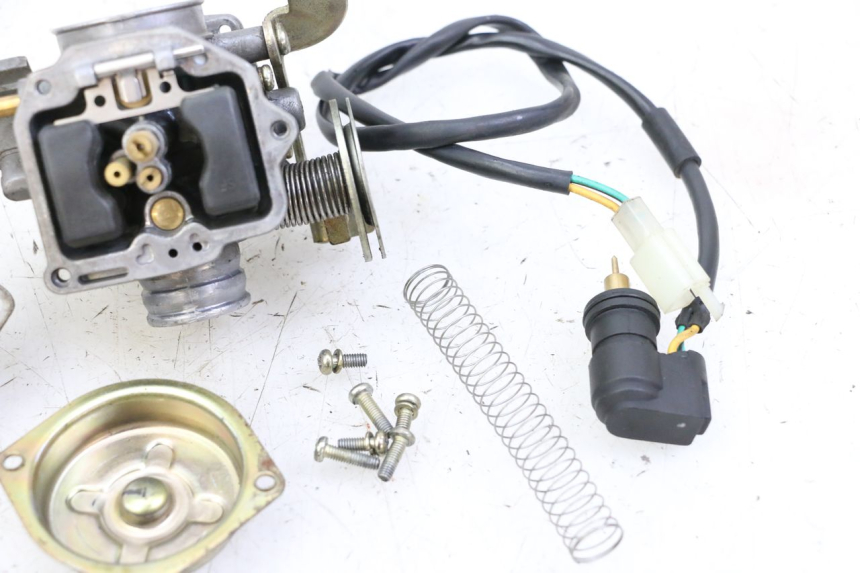 photo de CARBURETOR JM MOTORS EVOLIS 4T 50 (2018 - 2022) - Detailed visual inspection