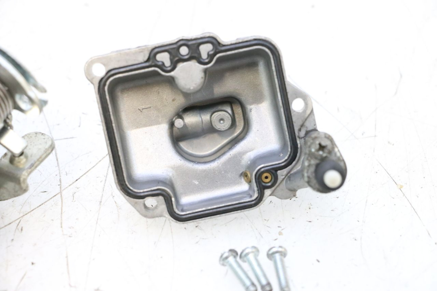 photo de CARBURETOR JM MOTORS EVOLIS 4T 50 (2018 - 2022) - Additional view of the item