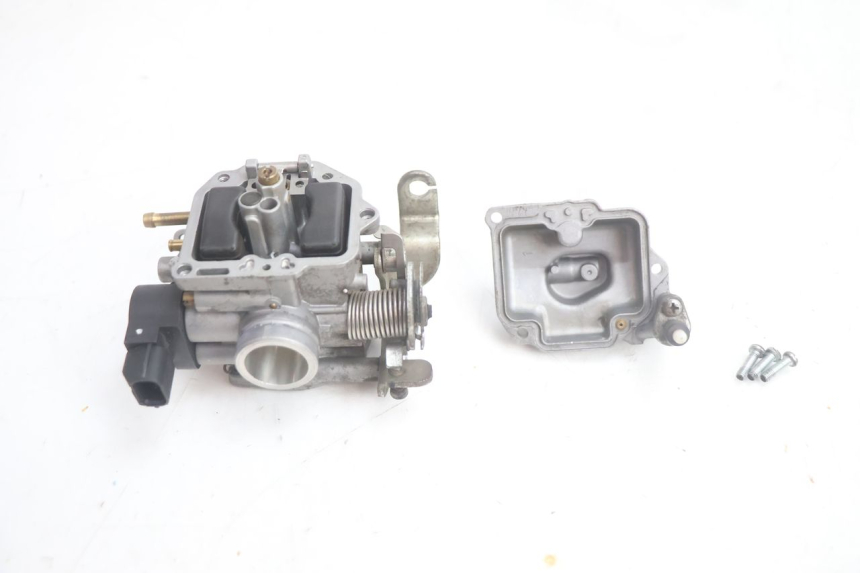 photo de CARBURETOR JM MOTORS EVOLIS 4T 50 (2018 - 2022) - Surface and material condition