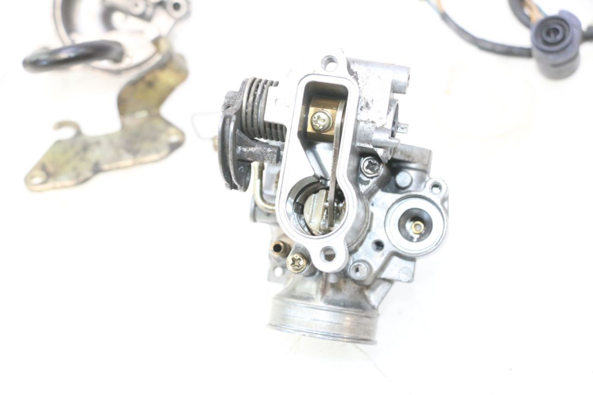 photo de CARBURETOR HONDA FES PANTHEON 2T 125 (1998 - 2002) - Spare part profile view