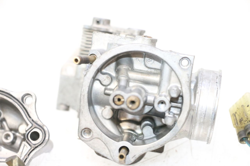 photo de CARBURETOR HONDA FES PANTHEON 2T 125 (1998 - 2002) - Main view