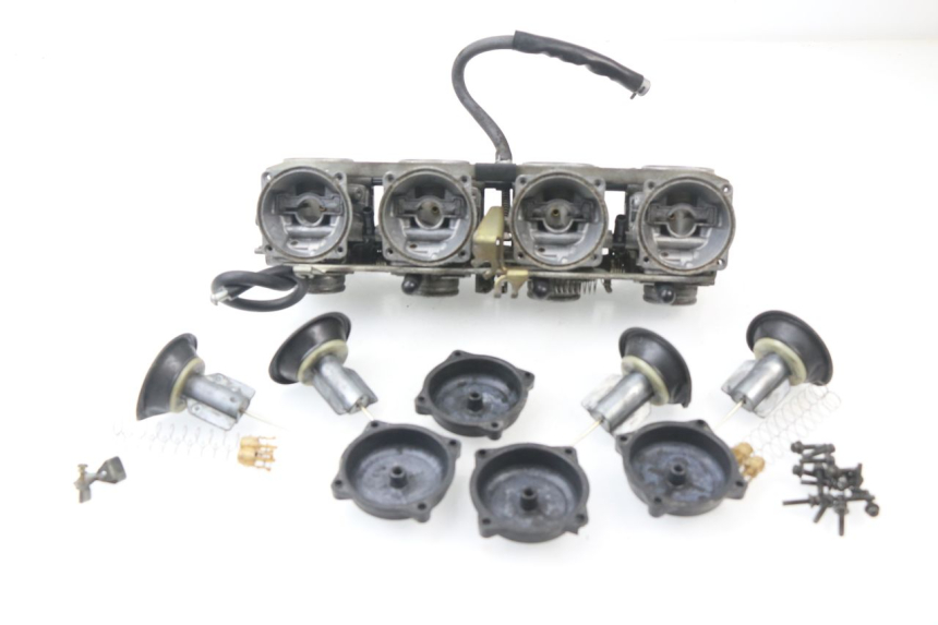 photo de CARBURETOR SUZUKI GSF N BANDIT 600 (1996 - 1999) - Alternative perspective
