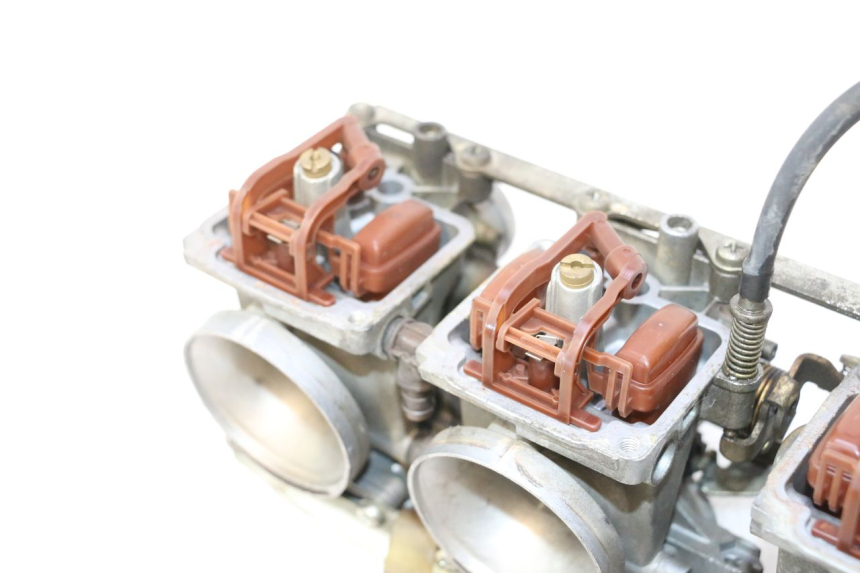 photo de CARBURETOR SUZUKI GSX F GSXF 750 (1988 - 1998) - High-resolution close-up
