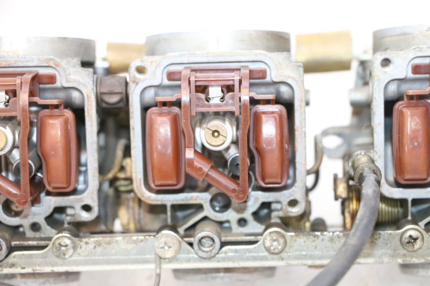 photo de CARBURETOR SUZUKI GSX F GSXF 750 (1988 - 1998) - Alternative angle