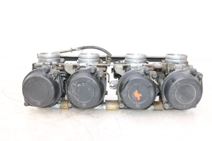 photo de CARBURETOR SUZUKI GSX F GSXF 750 (1988 - 1998) - Surface and material condition