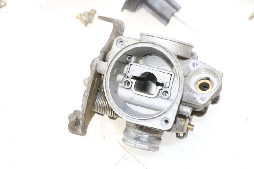 photo de CARBURETOR BAOTIAN HUASHA HS50QT-7 50 - Additional view of the item