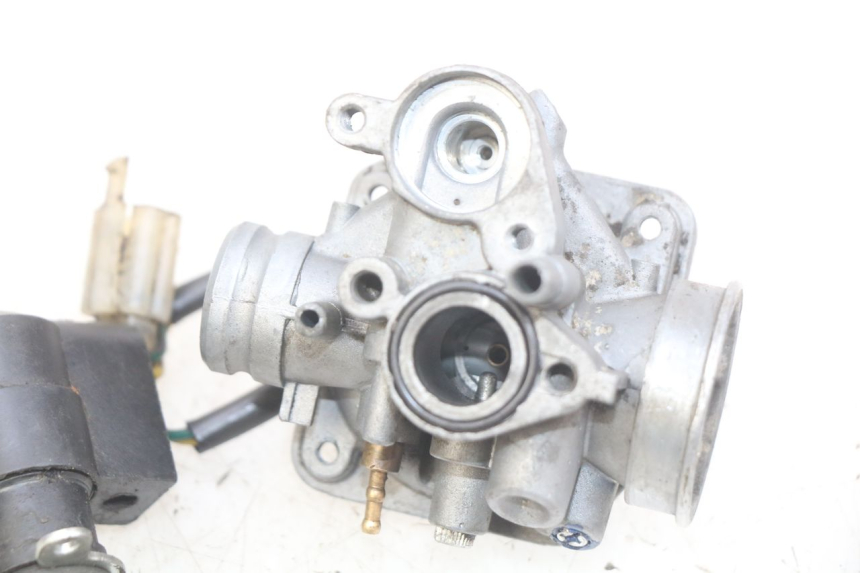photo de CARBURETOR PEUGEOT KISBEE 2T 50 (2010 - 2017) - Component zoom