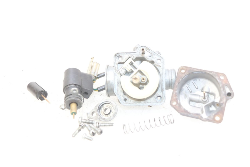 photo de CARBURETOR PEUGEOT KISBEE 2T 50 (2010 - 2017) - Alternative perspective