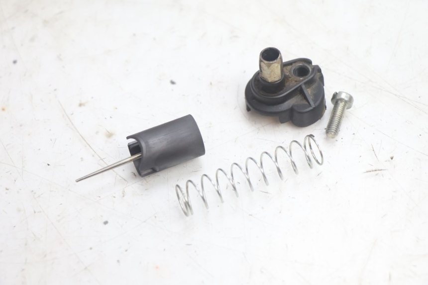 photo de CARBURETOR PEUGEOT KISBEE 2T 50 (2010 - 2017) - Distinctive features