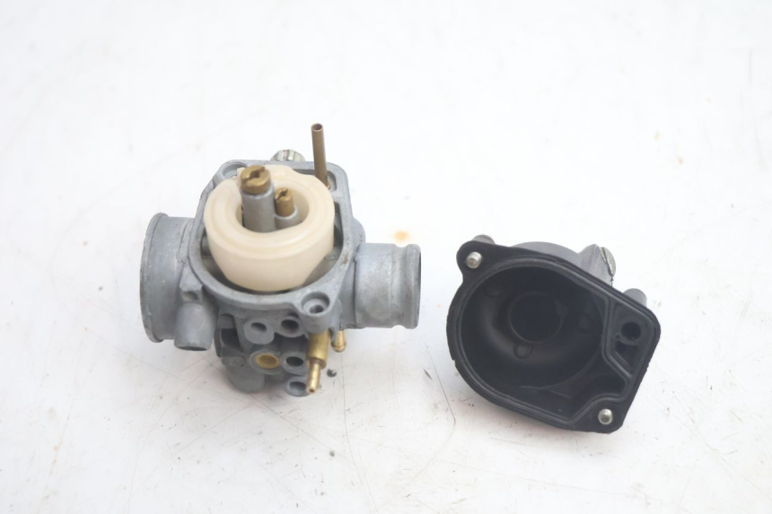 photo de CARBURETOR PEUGEOT KISBEE 2T 50 (2010 - 2017) - Checked used part