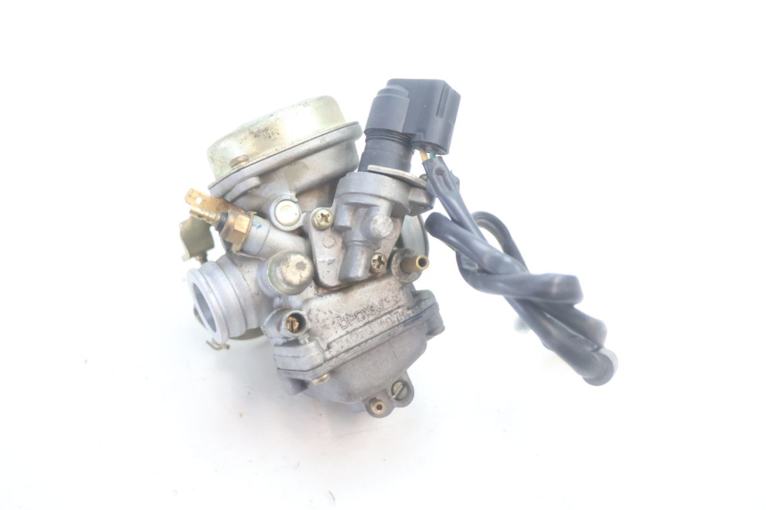 photo de CARBURETOR PEUGEOT KISBEE 4T 50 (2010 - 2017) - Alternative perspective