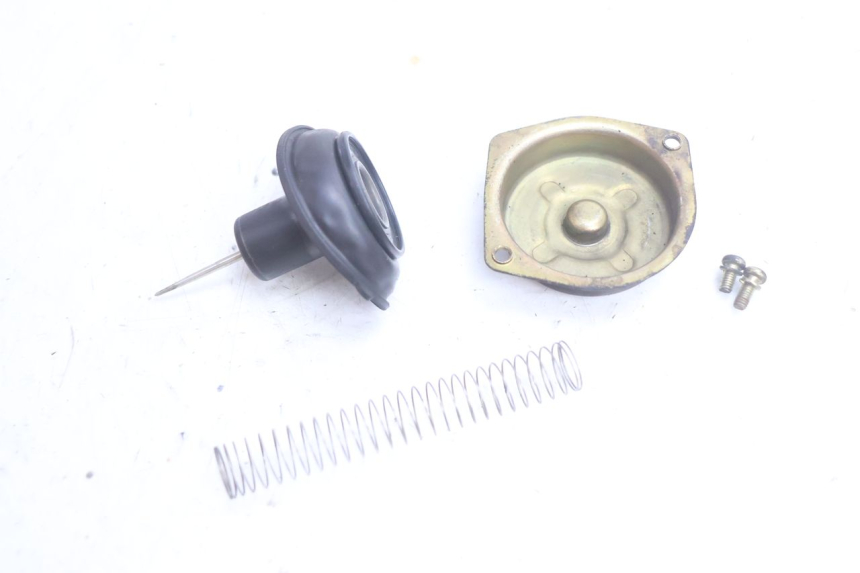 photo de CARBURETOR PEUGEOT KISBEE 4T 50 (2010 - 2017) - Additional view of the item