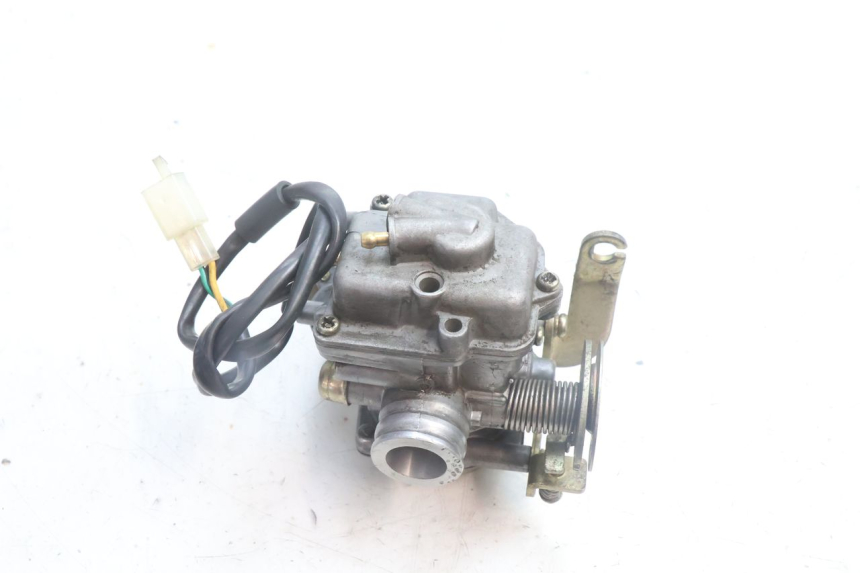 photo de CARBURETOR PEUGEOT KISBEE 4T 50 (2010 - 2017) - Fixing points details