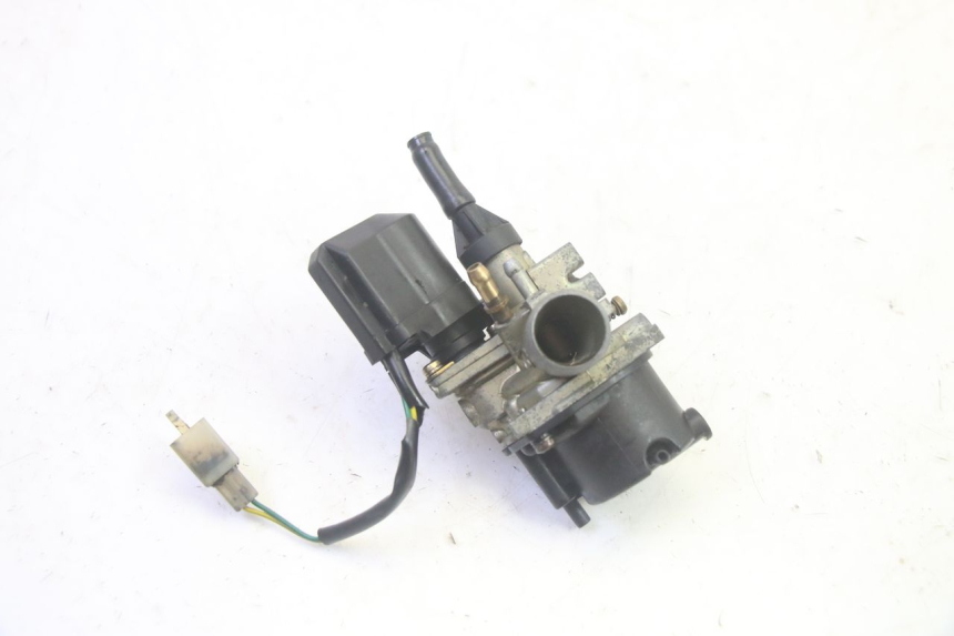 photo de CARBURETOR PEUGEOT LUDIX 50 (2008 - 2017) - Alternative perspective