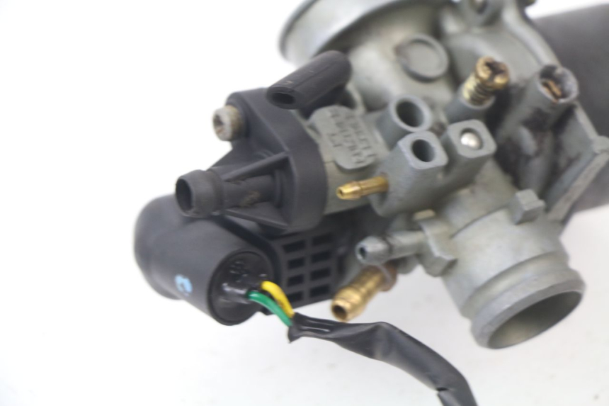 photo de CARBURETOR PEUGEOT LUDIX ONE 50 (2004 - 2006) - Alternative perspective