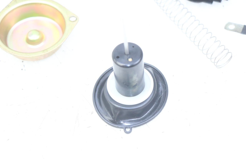 photo de CARBURETOR SELECT UP OCTALIS 125 (2007 - 2012) - Additional view of the item