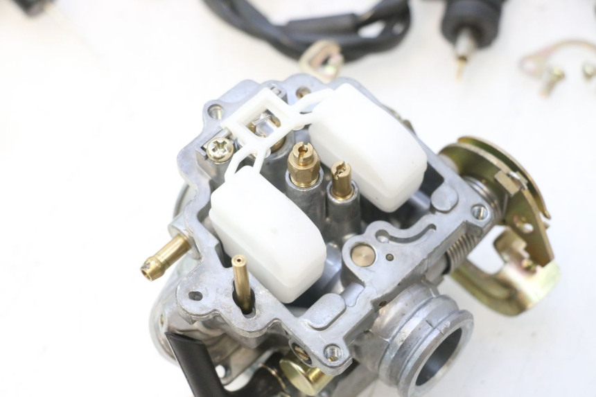 photo de CARBURETOR JM MOTORS OLDIES 4T 50 (2010 - 2020) - Focus on structure