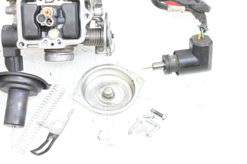 photo de CARBURETOR JM MOTORS OLDIES GT 4T 50 (2018 - 2025) - Distinctive features