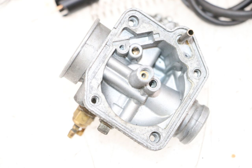 photo de CARBURETOR SYM ORBIT 2 50 (2008 - 2014) - High-resolution close-up