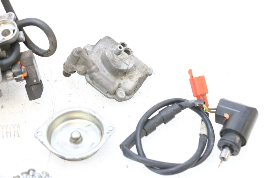 photo de CARBURETOR SYM ORBIT III 3 4T 50 (2018 - 2021) - Component zoom