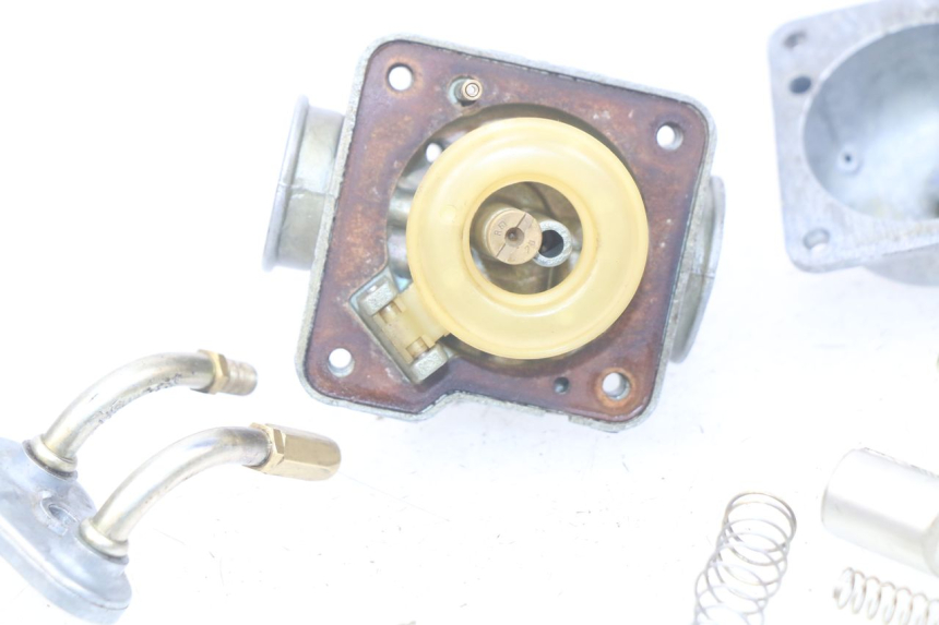 photo de CARBURETOR YAMAHA PW 50 (1984 - 2025) - Surface and material condition