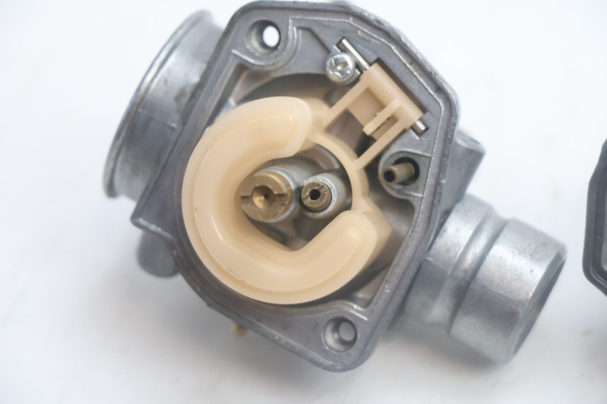 photo de CARBURETOR YAMAHA SLIDER 50 (1999 - 2004) - Checked used part