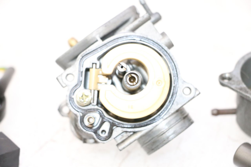photo de CARBURETOR PEUGEOT SPEEDFIGHT LC 50 (1996 - 2002) - Alternative angle