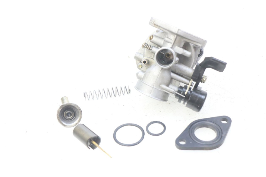 photo de CARBURETOR CHINESE QUAD SPEEDY DELUXE 125 - Surface and material condition