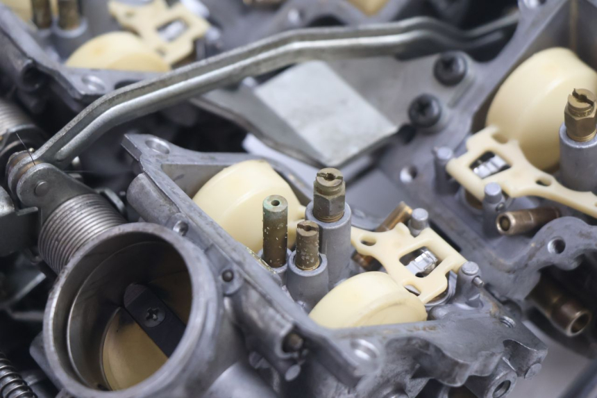 photo de CARBURETOR HONDA ST PAN EUROPEAN 1100 (1990 - 2002) - High-resolution close-up