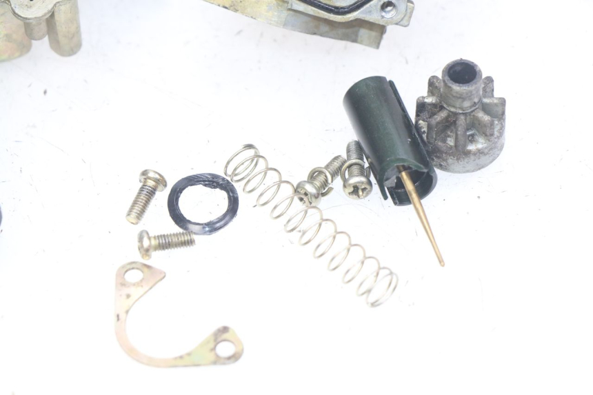 photo de CARBURETOR PEUGEOT TKR TREKKER FURIOUS 50 (2005 - 2014) - Supplementary product photo
