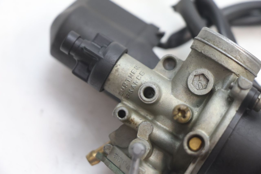 photo de CARBURETOR PEUGEOT TKR TREKKER FURIOUS 50 (2005 - 2014) - Zoom on usage condition