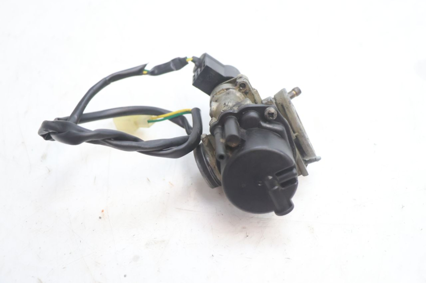 photo de CARBURETOR PEUGEOT TKR TREKKER FURIOUS 50 (2005 - 2014) - Fixing points details