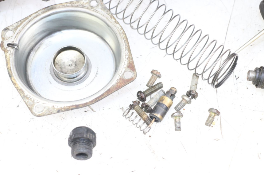 photo de CARBURETOR HONDA TRX 300 (1988 - 2000) - Supplementary product photo