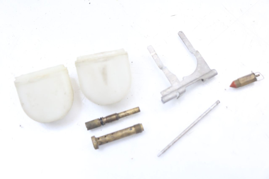 photo de CARBURETOR SUZUKI TS X 80 (1984 - 1988) - Alternative perspective