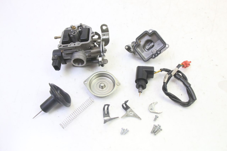 photo de CARBURETOR PEUGEOT TWEET 4T 50 (2018 - 2022) - Fixing points details
