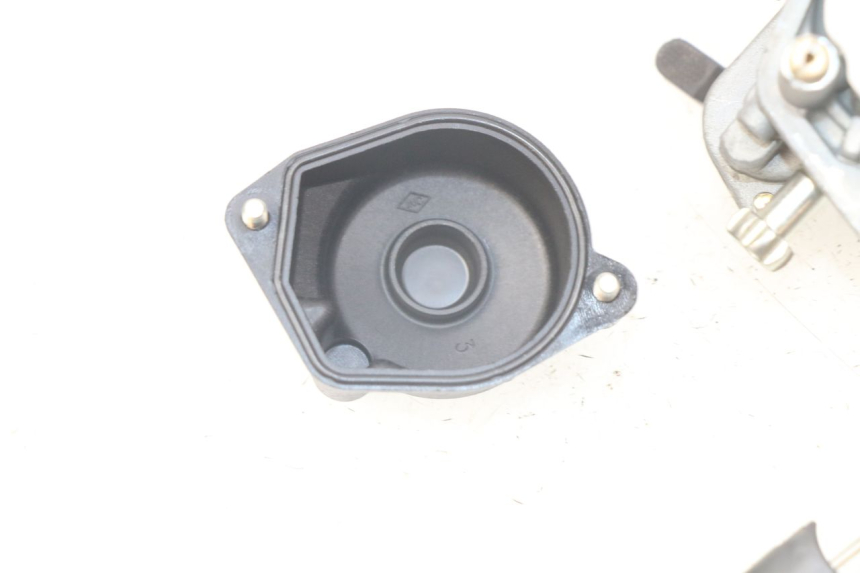 photo de CARBURETOR PIAGGIO TYPHOON 50 (1993 - 1999) - Surface and material condition