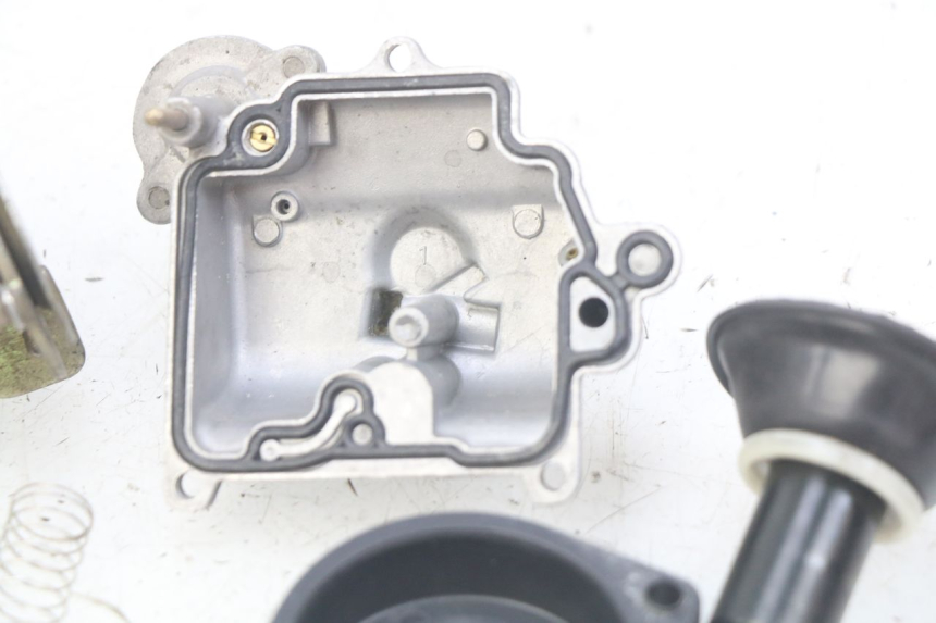 photo de CARBURETOR PEUGEOT V-CLIC VCLIC 50 (2007 - 2013) - Additional view of the item