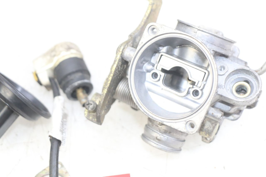 photo de CARBURETOR PEUGEOT V-CLIC VCLIC 50 (2007 - 2013) - Markings and original references