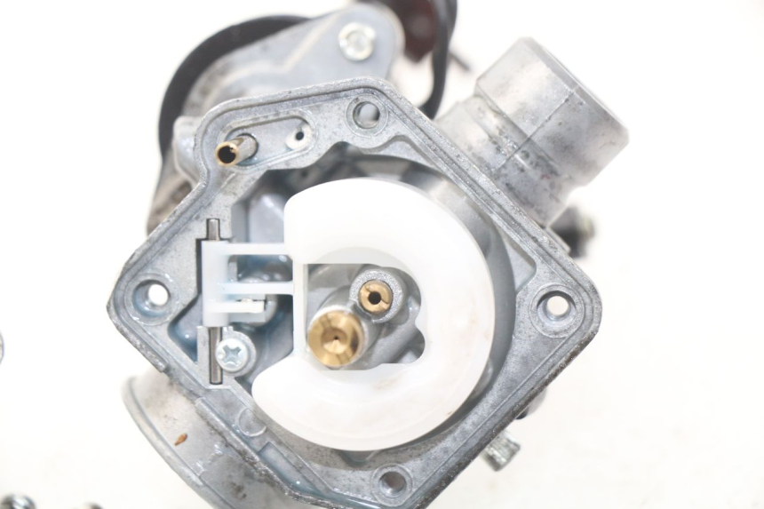 photo de CARBURETOR JM MOTORS VIPER 2T 50 (2015 - 2022) - Surface and material condition